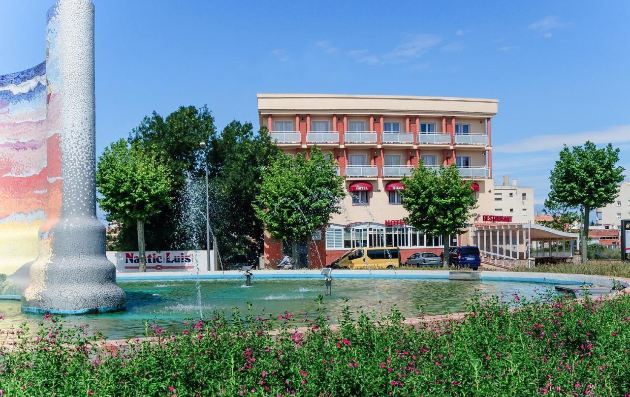 Hotel Silvia 엠푸리아브라바 외부 사진