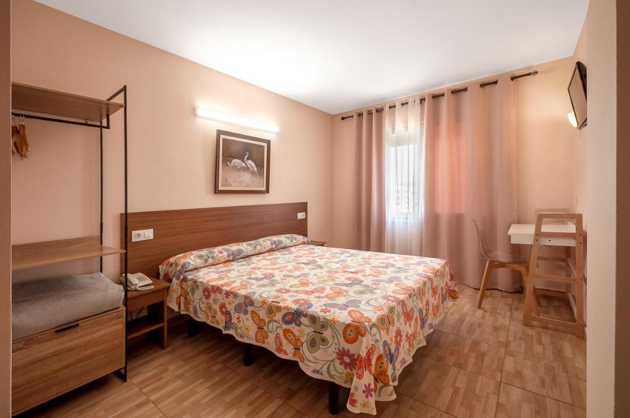 Hotel Silvia 엠푸리아브라바 외부 사진